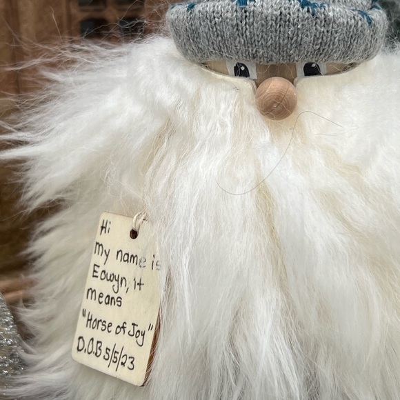 Gnome Tomte Nordic Mystical Folklore Figurine Sheepskin Rabbit Fur Wool - Picture 2 of 6